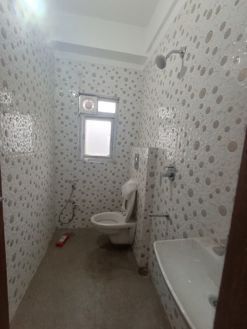 Unfurnished 3bhk in Hatigaon, Guwahati, Assam, India for Rent